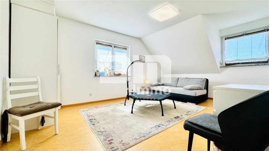 Modernes Familienglück nahe KfW 55-Standard mit Terrasse, Carport und Parkplatz - OG / DG Schlafzimmer / Kind 2